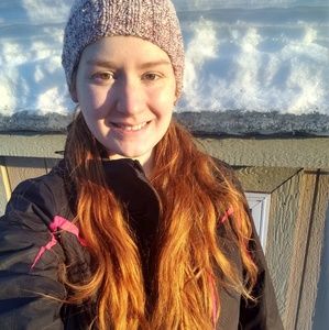 Meet your Posher, Alyssa